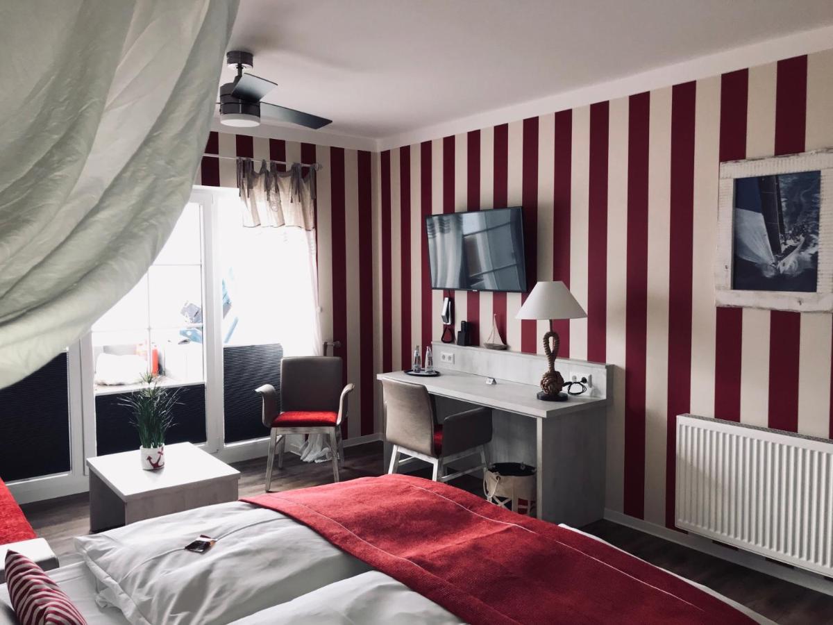 Der Leuchtturm-Gastro Gmbh Hotel Geierswalde Eksteriør billede