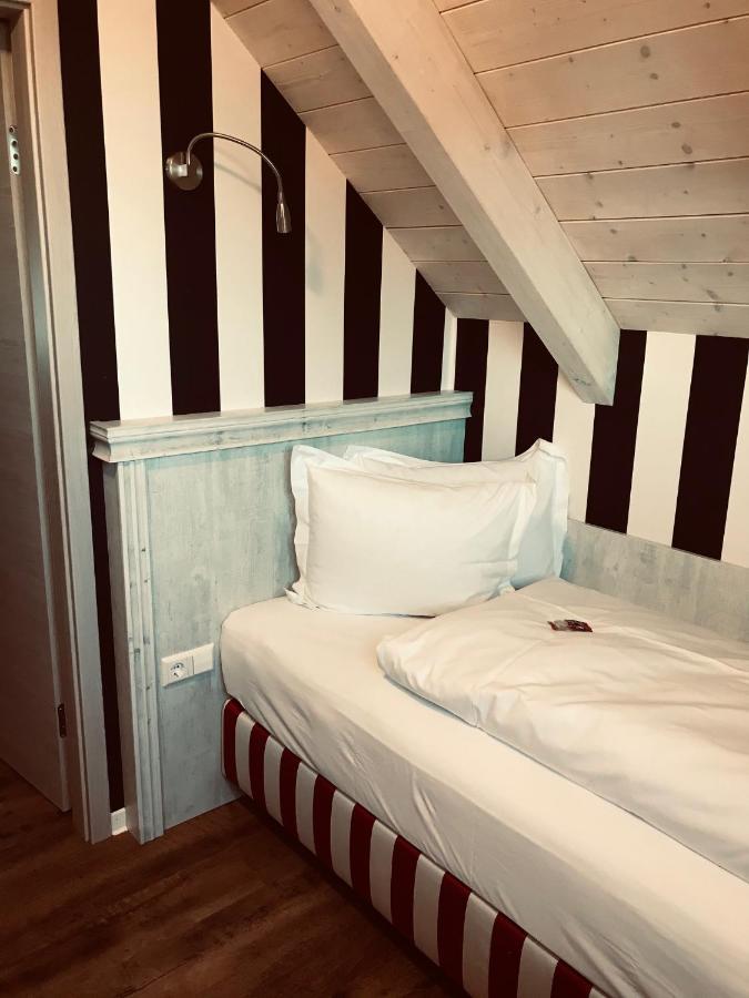 Der Leuchtturm-Gastro Gmbh Hotel Geierswalde Eksteriør billede
